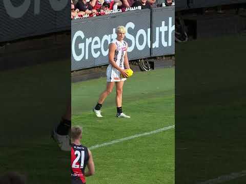 He is UNHINGED ? #afl #footy #jackginnivan #core thumbnail