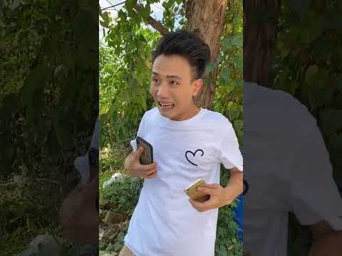老爸过分了竟然拿手机去……#shorts #funny #搞笑 thumbnail