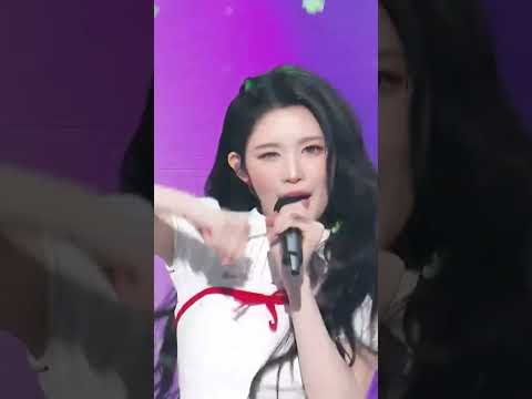 Hearts2hearts Rude! Live Performance ending part #shorts #hearts2hearts #rude #h2h thumbnail