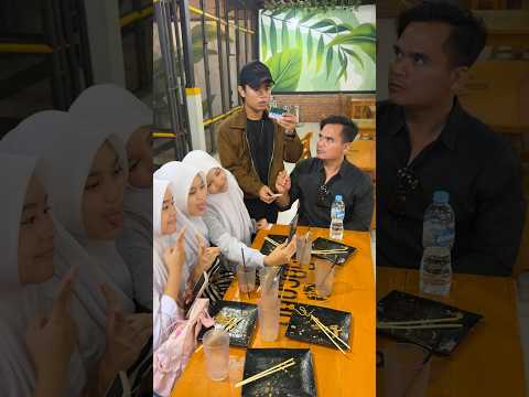 Tetep aja ujung nya babeh yg bayar🙄 #funny #comedy thumbnail