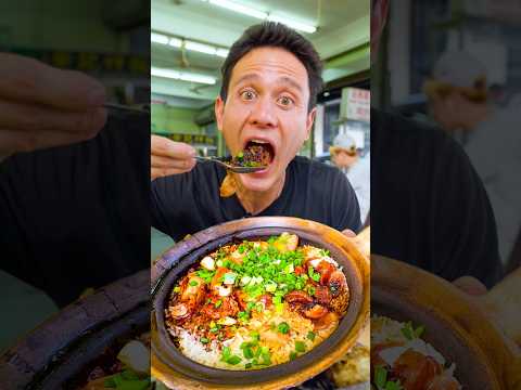 Trying the Best Charcoal Claypot Rice in Malaysia! thumbnail