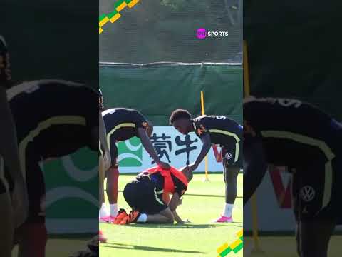 O FABINHO LEVOU A PIOR NESSA TROMBADA COM O IGOR THIAGO, MAS TÁ TUDO BEM COM ELE! #shorts thumbnail