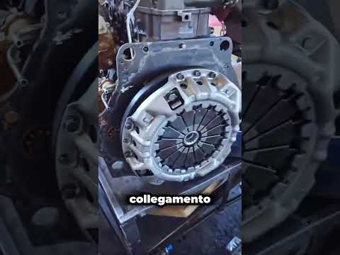 Cosa succede all'interno del motore quando lo si avvia thumbnail