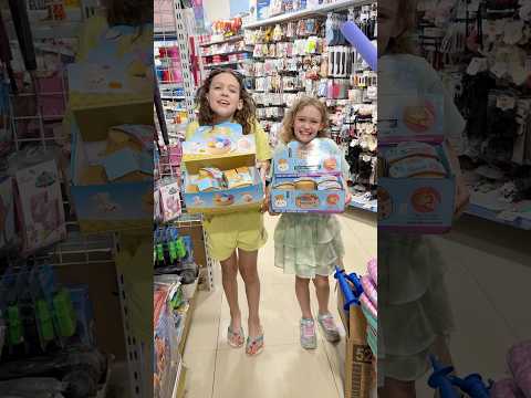 I think they want a Dumpling #jonathanjoly #shorts thumbnail