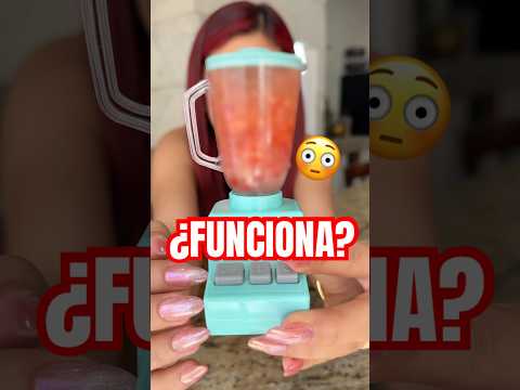 Probé la LICUADORA mas PEQUEÑA del MUNDO😱🌎❤️ ¿FUNCIONA?😳 #hellomon #juguetes #abriendojuguetes thumbnail