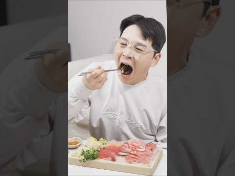 주식 폭락 후 참치 먹는 남편 #shorts thumbnail