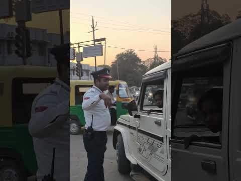 Wrong Side मत जाइए, Rotary से घूमिए!  #TrafficRules #wrongside #trafficrules thumbnail