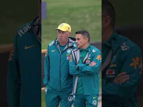 NEYMAR E DANILO TREINANDO NA ACADEMIA! CBF liberou imagens do treino desta quarta na Granja #shorts thumbnail