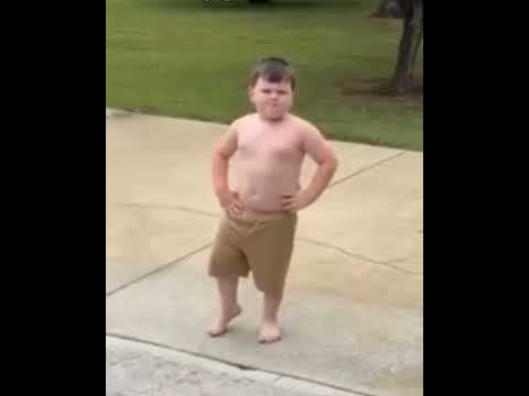 Tiny Tough Guy HUMILIATED… Granny Invited The Pest Control thumbnail