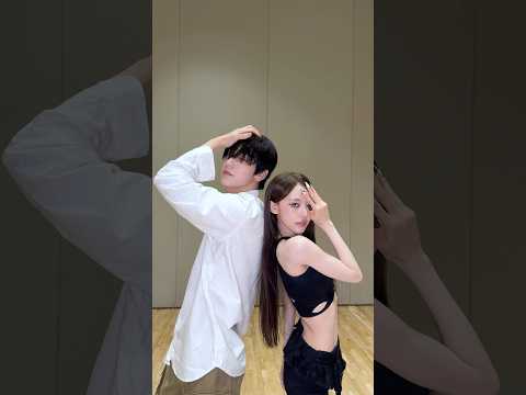 just stick with #SHEON ?‍♂️ #TXT #수빈 #SOOBIN #Billlie #하루에_하루만_더 #Stick_With_You thumbnail