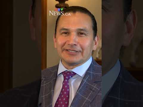 ‘No CUSMA, no boozema’: Kinew on Manitoba putting U.S. liquor back on shelves thumbnail