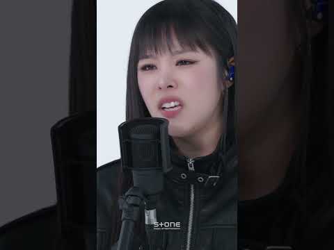 [MIC&] 휘인 (Whee In) - The Symphony of Fxxkboys｜#Shorts thumbnail