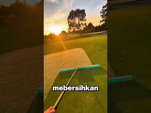 Di Balik Mulusnya Lapangan Golf! ⛳️ thumbnail