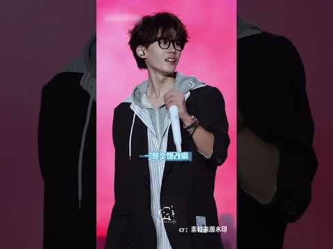 不是？沙一汀怎么幻视成李钟硕回春了？#沙一汀 #风华合伙人 thumbnail