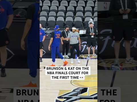 The Knicks Dynamic Duo take the NBA Finals court for the first time for practice 👏 thumbnail