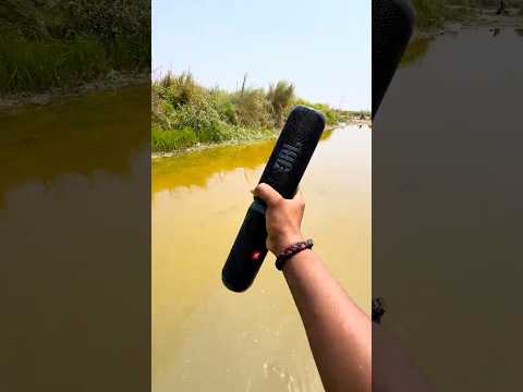 Flip6 water💦 jumping test bass JBL￼ thumbnail