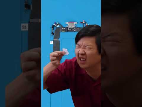 Apple Original Vs Cheap Aftermarket Parts…What’s different? #Shorts thumbnail