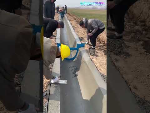 Concrete canal construction: Cutting joints on concrete canal surfaces with customized joint cutters thumbnail