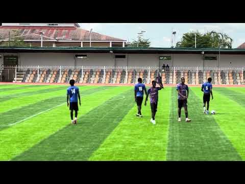 De Cardinal SC warming up for their match at the Samson Siasia Stadium for their NNO match thumbnail