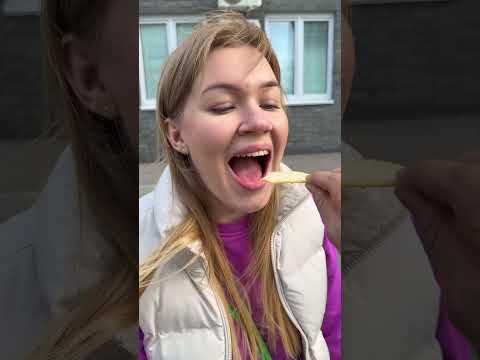 My girlfriend-best dog😄😄😄 thumbnail