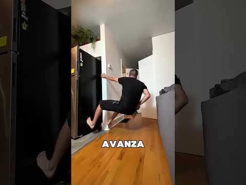 Este Chico Lleva 15 Años Sin Pisar El Suelo 😱 thumbnail