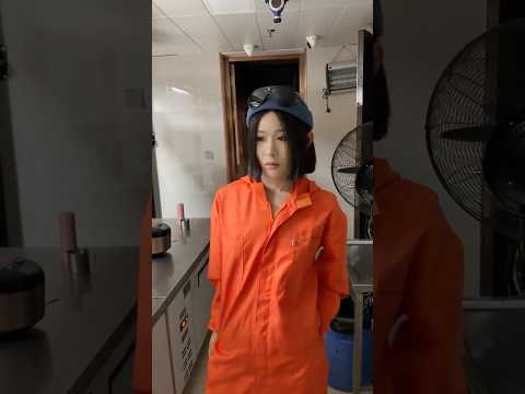 我与维修工的爱恨情仇 thumbnail