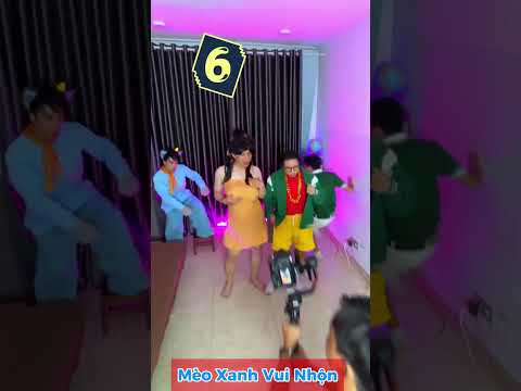 [Bts] Hậu trường tán tỉnh gái xinh #bluecat #ohnoteam #cosplay #parody thumbnail