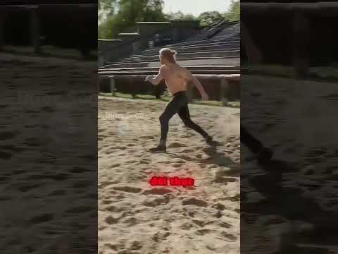 Vai Trò Của Anh Ấy Trong Đoàn Làm Phim Là Đặc Biệt thumbnail