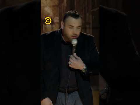 Ayuda En Parto | Stand Up | Comedy Central LA thumbnail