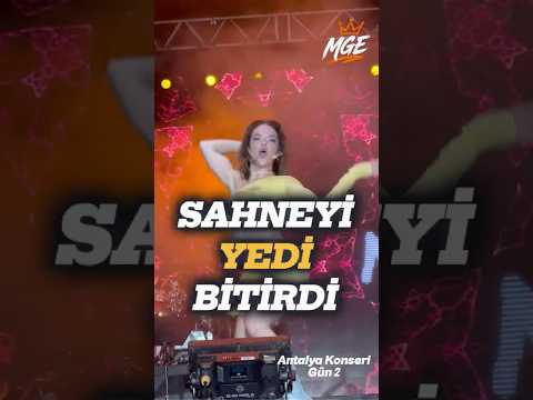 Esin Sahne İçin Yaratılmış 💛 #manifestgirls #manifam #shorts thumbnail