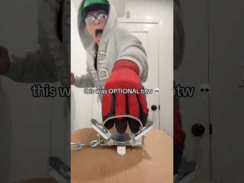 SUBSCRIBE 😭 #shorts #shortvideo #ytshorts #youtubeshorts #fyp #foryou #viral #goviral #funny #nilo thumbnail