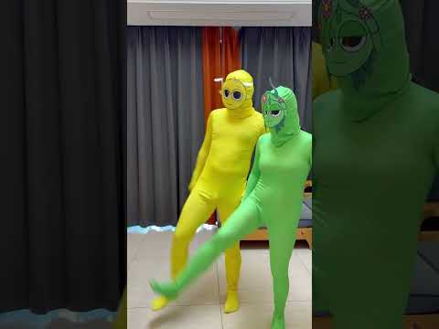 Funny kick 🤣🤣🤣🤣 thumbnail