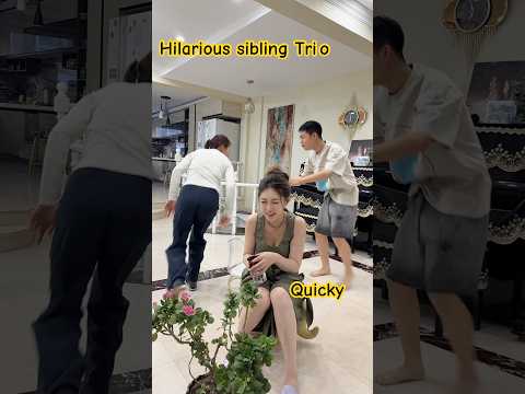 Big sis teasing, little siblings laughing — the house is full of joy 😄 #funnyfamily #funny sibling thumbnail