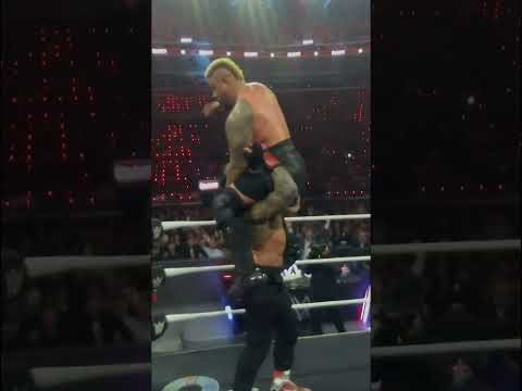 Roman Reigns crashes Solo Sikoa through the table! thumbnail