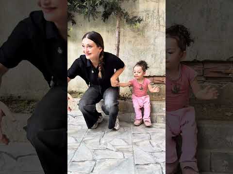 Kezban bahçeye karpuz ekti #shortsvideo thumbnail