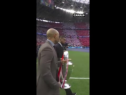Thierry Henry et Presnel Kimpembe amènent le trophée 🏆 thumbnail