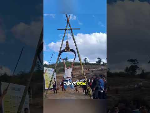 Bạn có thể chạm vào chiếc sừng này không?#daochieu #shorts thumbnail