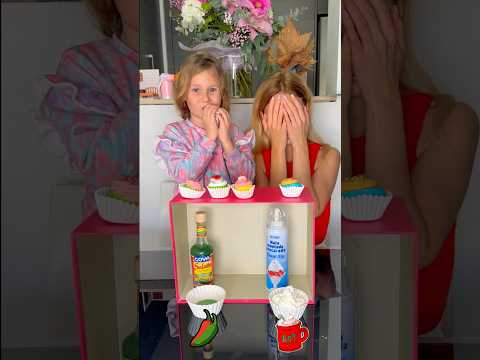 Cupcake with a a surprise 🧁🫢 #shorts The funniest tasty challenge by Tiktok Family thumbnail