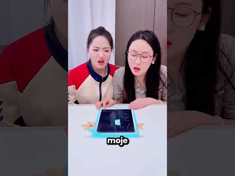 Esta Niña Quiere Romper La Tablet De Su Hermana 😱📱 thumbnail