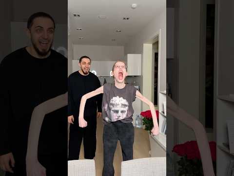 Газан ходит с телохранителем thumbnail