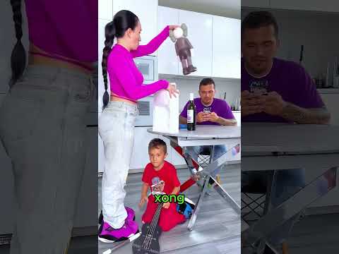Người cha nghĩ rằng chiếc túi có ma thuật 😂 thumbnail