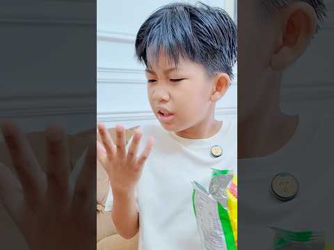 Kakak Rafa Digigit Jajan #shorts thumbnail