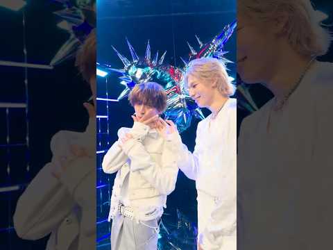守るよ Just You  🤖🤍🧡#SnowMan #ラウール #向井康二#SAVEYOURHEART #君を守りにきた thumbnail