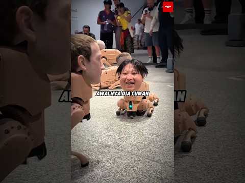 Cewek ini Hampir Gila Saat Robot Itu Menoleh… thumbnail