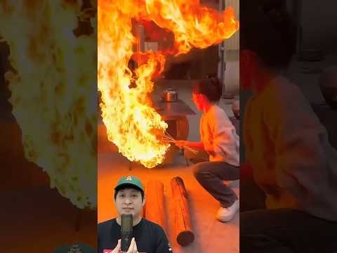 ADIK KAGET LIHAT MAMA BIKIN KAYU BAKAR PAKE API GEDE‼️😱 @nishadytfacts #remix #dubbing #trending thumbnail