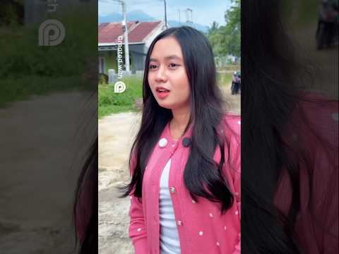 Cari Layangan Putus Seru Bareng Teman-Teman! #shorts #kocak #lucu thumbnail