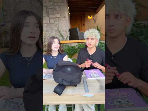 CUANDO TE SIENTAS CON LA NIÑA POPULAR 😅 thumbnail