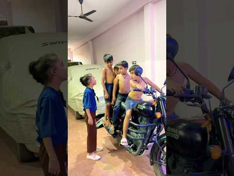 Sister broke the dumbbell.??? #shortvideo #comedyvideos #funnyvideo #funny #funnyshorts thumbnail