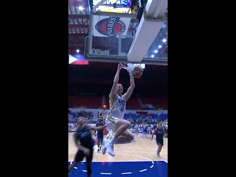 Clint Chapman EMPATHIC SLAM for Magnolia vs Meralco ? | PBA Season 50 Commissioner’s Cup thumbnail