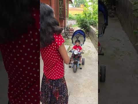 Main tujhko bhaga laya hu tere Ghar se ? Cute baby#kritikachannel#Shorts#viral#sister#family thumbnail